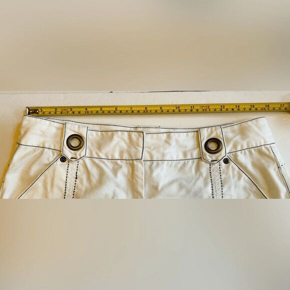 Cabi A-line Pleated Skirt Sz 8 100% Cotton Pockets White Red Black Stitching - Picture 5 of 7